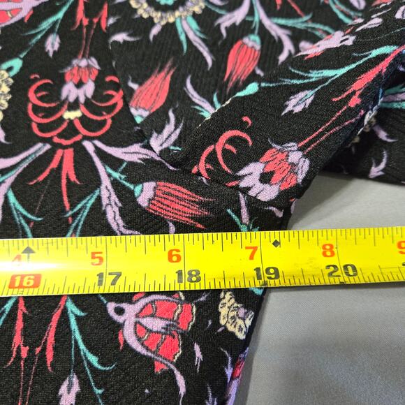 LulaRoe Sz XL Black Amelia Textured Floral Print Zip Dress - Picture 7 of 8